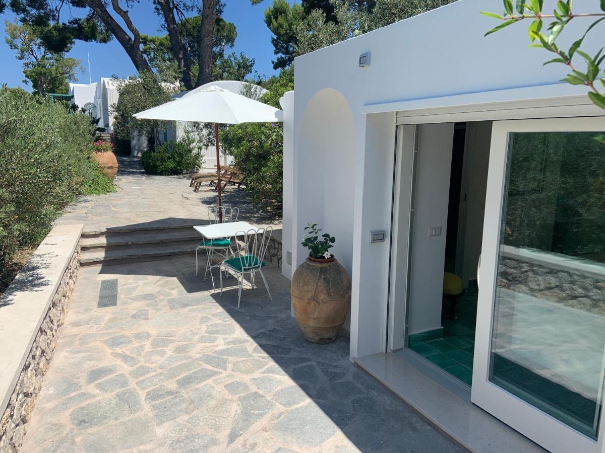 Il Carrubo Capri Country house *