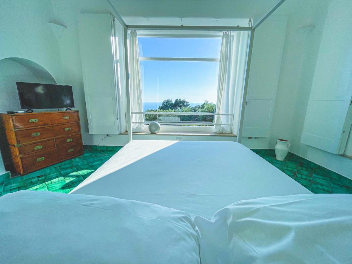 Il Carrubo Capri Country house *
