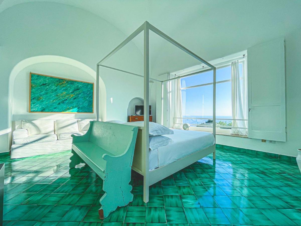 Il Carrubo Capri *